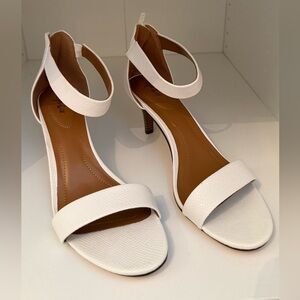 Elegant white Style & Co
Paycee Two-Piece Dress Sandals!